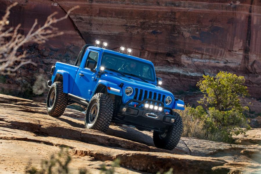  Jeep J6 (JT) 2019 года  (фото 9 из 11)